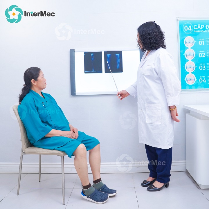 bác sĩ CKII Phan Thị Thu Hương